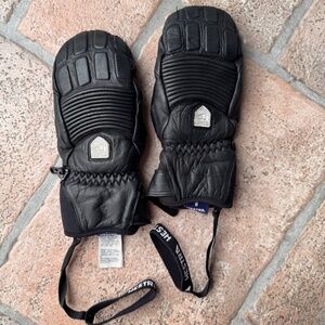 Hestra Leather Mittens Size 8